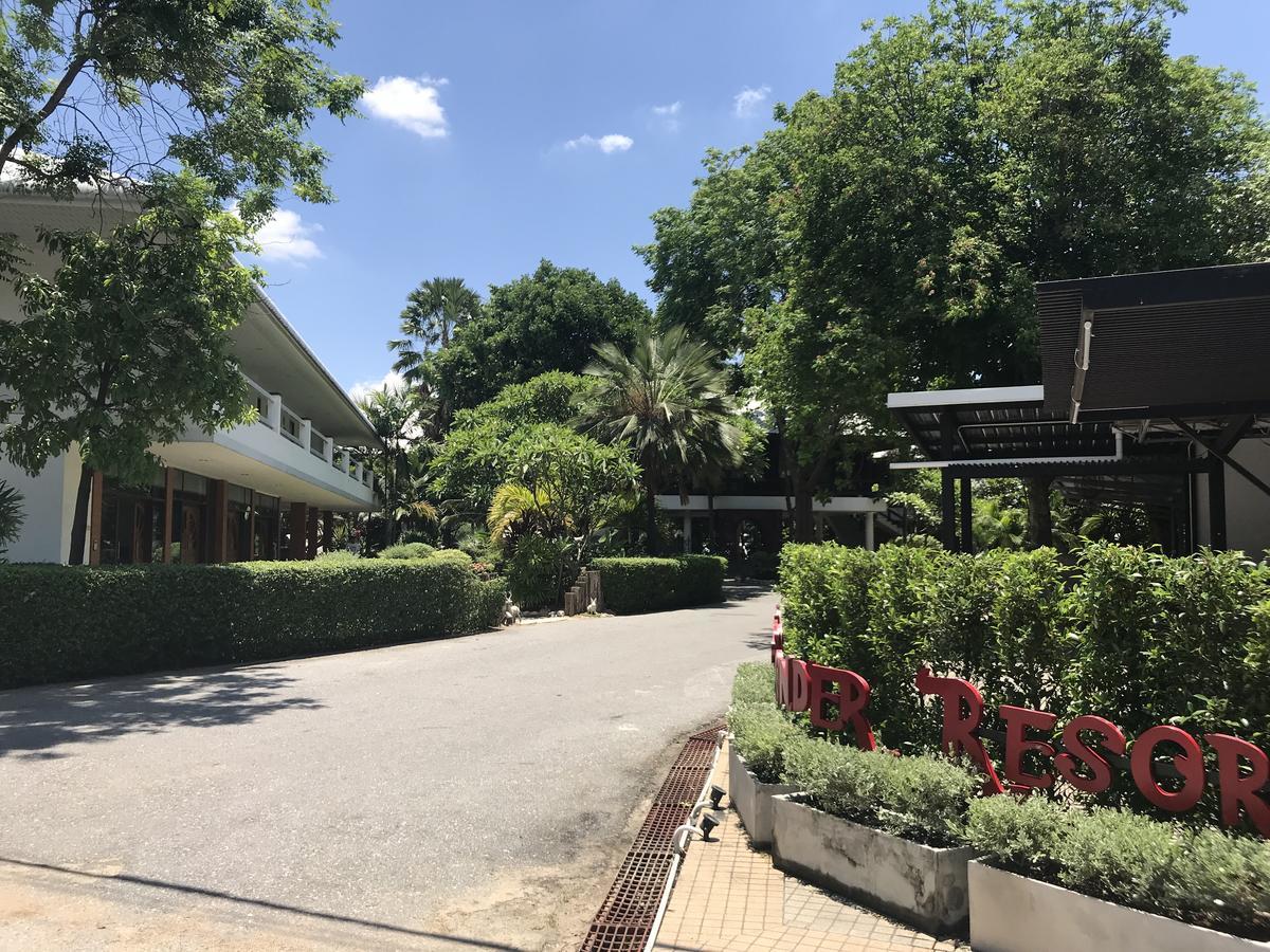 West Wonder Resort And Water Park Ban Yang  Exterior photo
